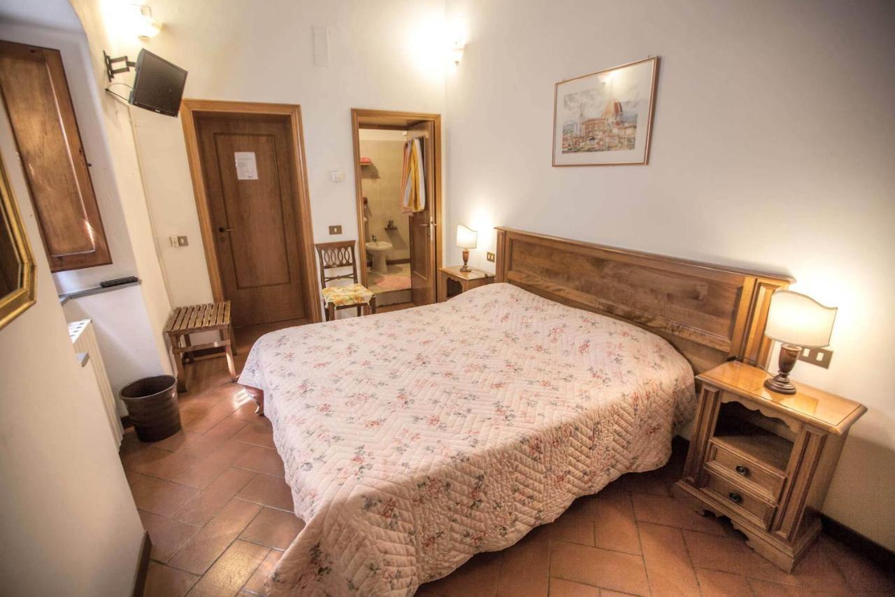 Hotel Sabrina Cortona Quarto foto